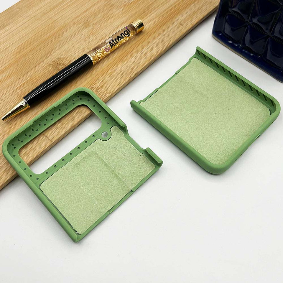 Samsung Flip 4 Soft Feel Liquid Silicone Cover