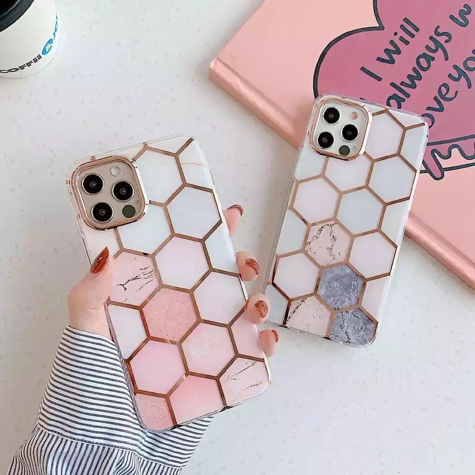 iPhone Glossy Honeycomb Marble Design Cover